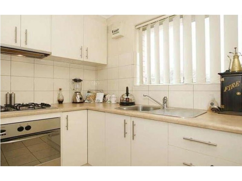 2/4 Saltash Avenue, Christies Beach SA 5165