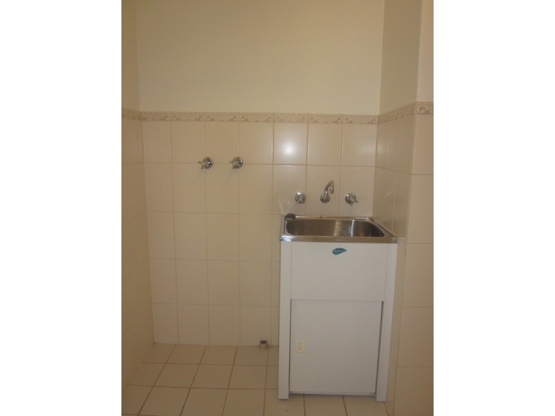 2/4 Saltash Avenue, Christies Beach SA 5165