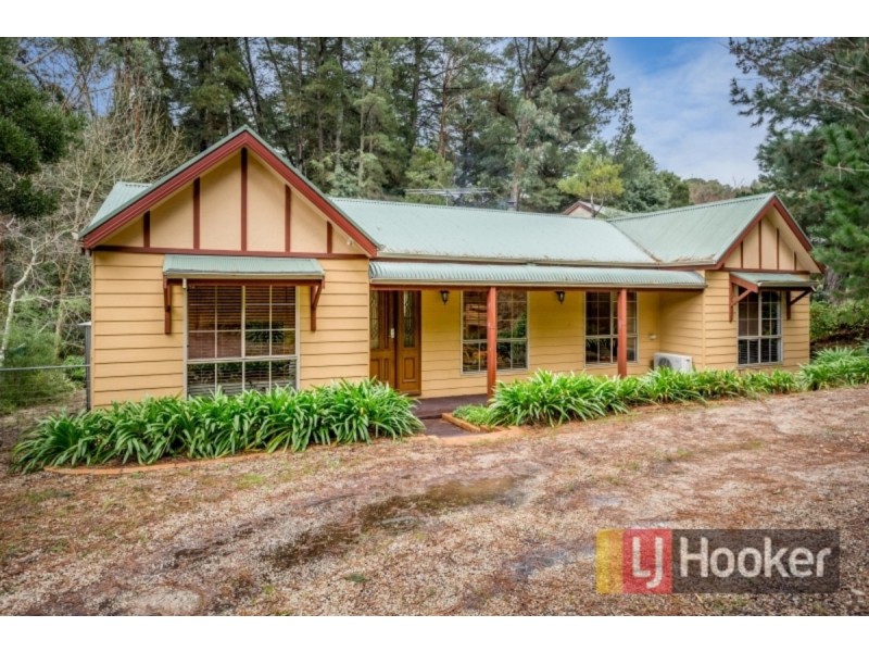 9 Norman Road, Bridgewater SA 5155