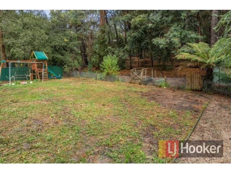 9 Norman Road, Bridgewater SA 5155
