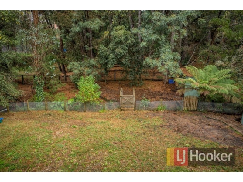 9 Norman Road, Bridgewater SA 5155