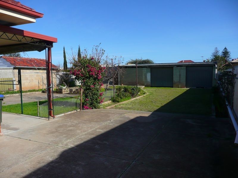 64 Barker Ave, Flinders Park SA 5025