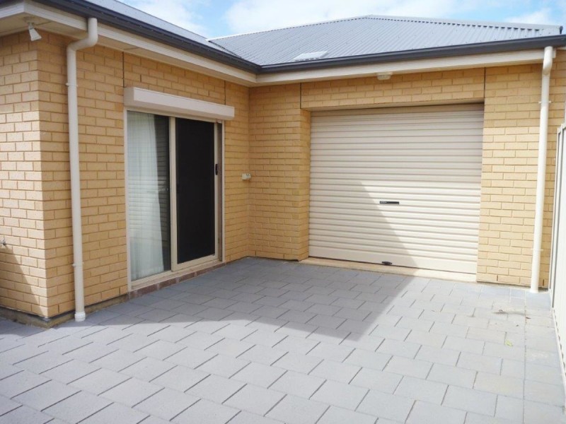 2 Eyre Street, Findon SA 5023