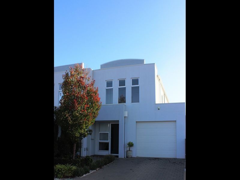 17A Hammond Rd, Findon SA 5023
