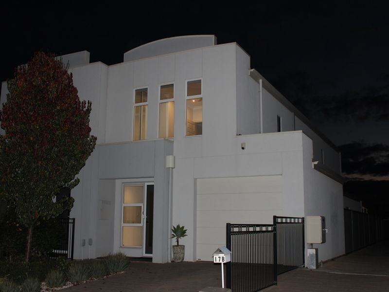 17A Hammond Rd, Findon SA 5023