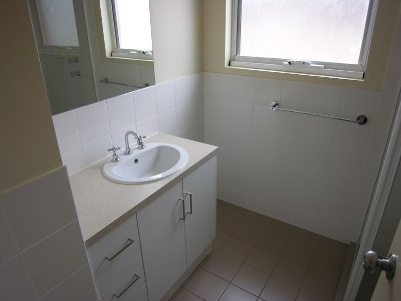 4 Waterton Lane, Mawson Lakes SA 5095