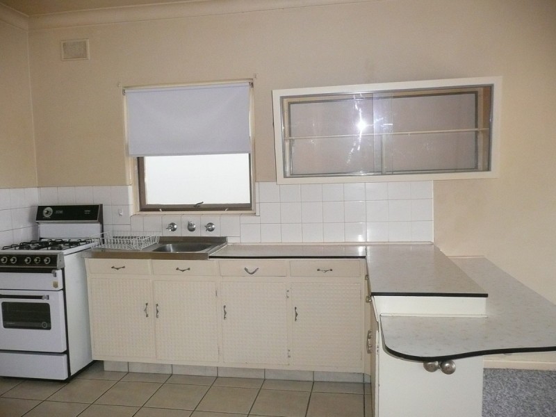 1/102 Seaview Road, West Beach SA 5024
