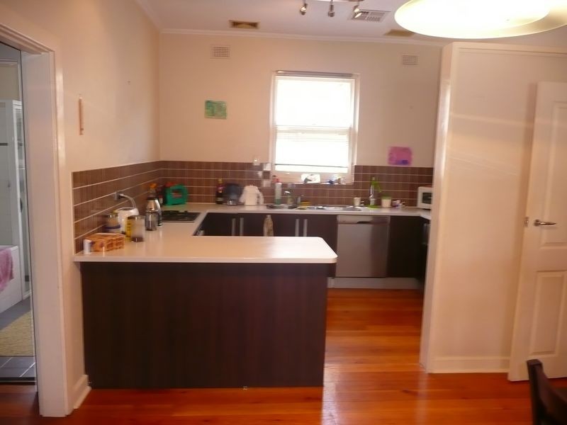 37 Flinders Parade, Flinders Park SA 5025