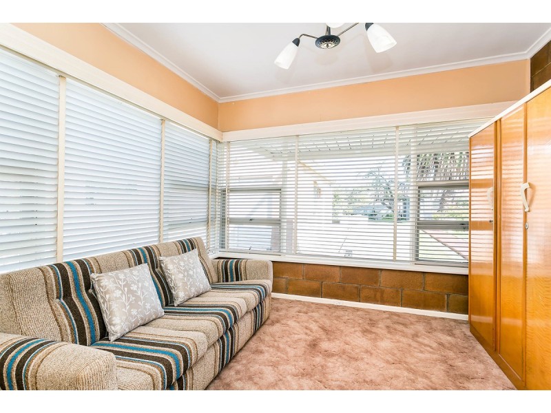 4 Howard Street, Flinders Park SA 5025