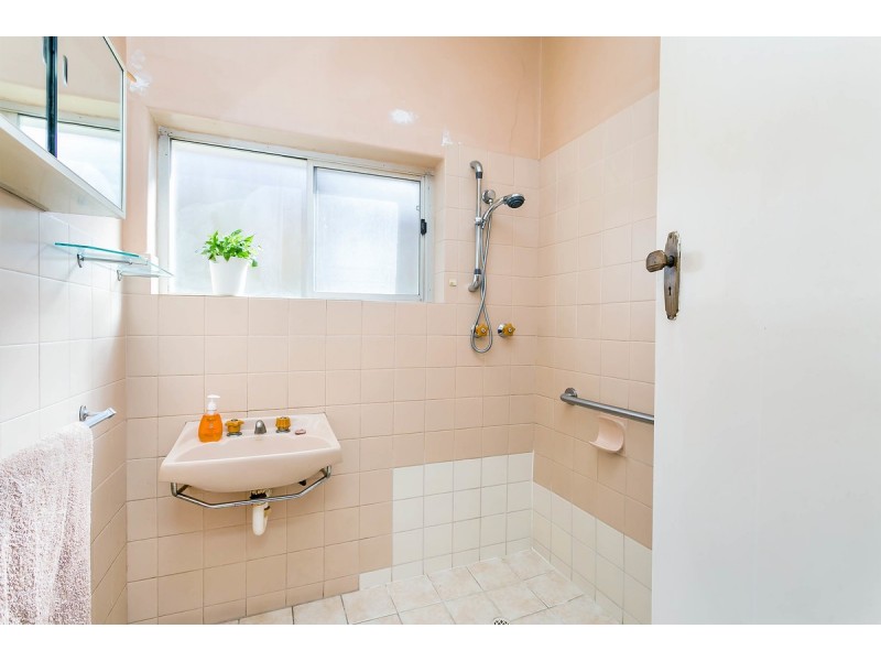 4 Howard Street, Flinders Park SA 5025