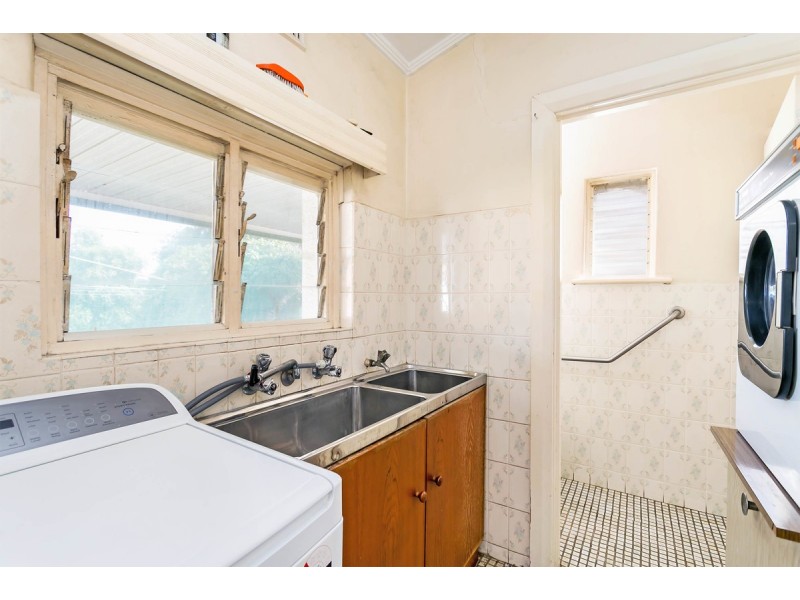 4 Howard Street, Flinders Park SA 5025