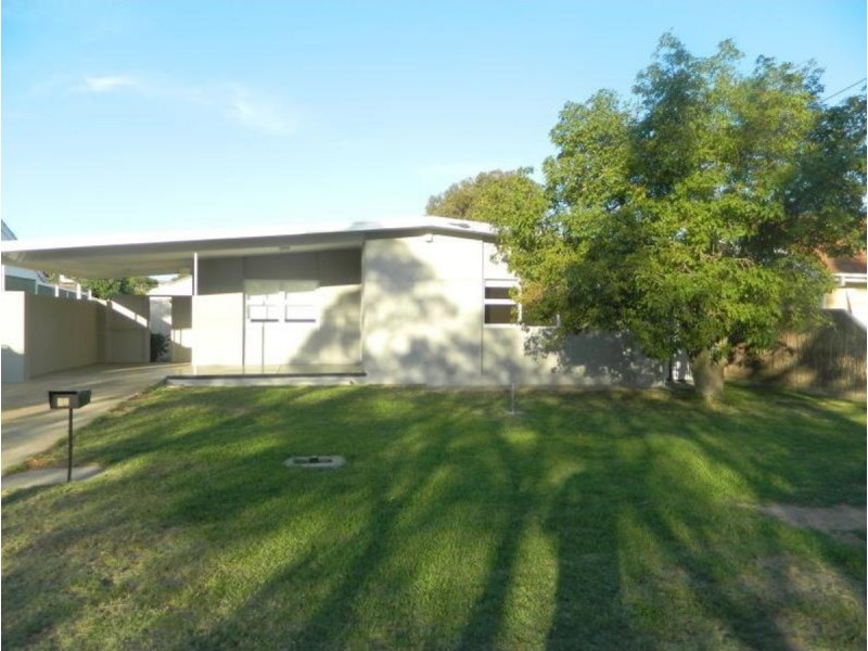 18 Laidlaw Street, Henley Beach SA 5022