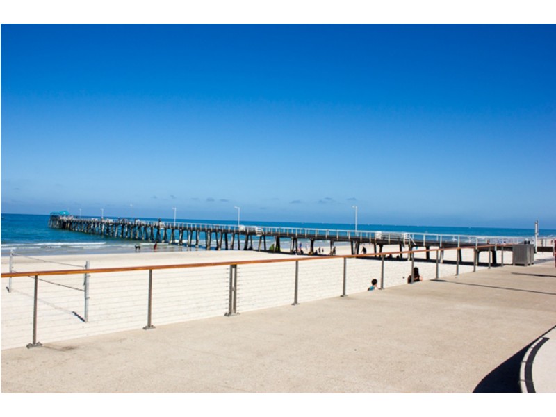 18 Laidlaw Street, Henley Beach SA 5022