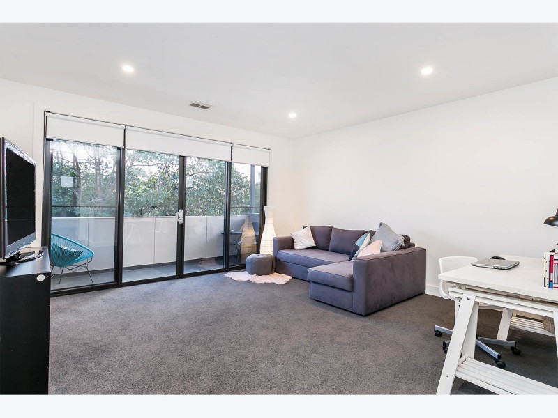 2A Cudmore Terrace, Henley Beach South SA 5022