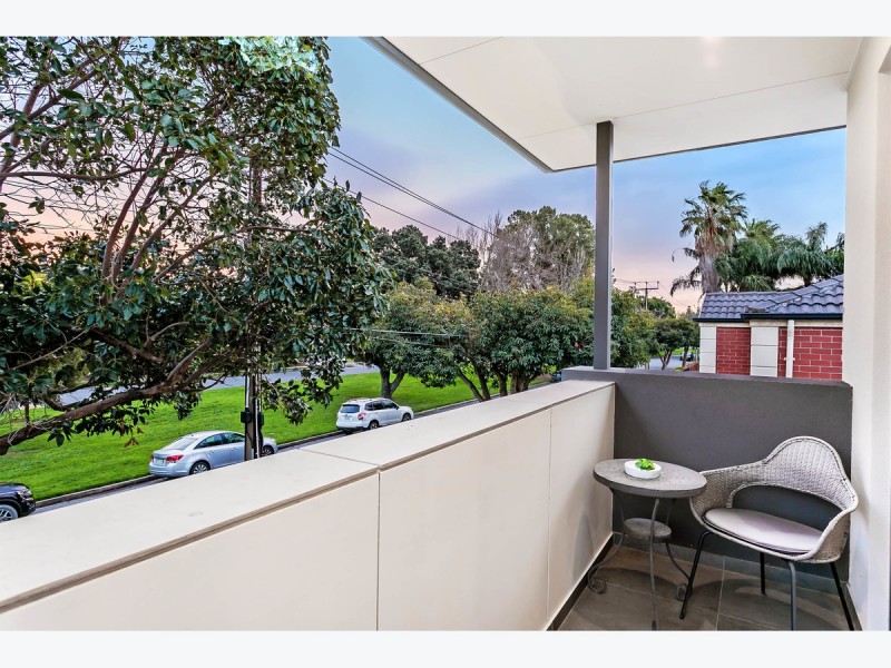 2A Cudmore Terrace, Henley Beach South SA 5022