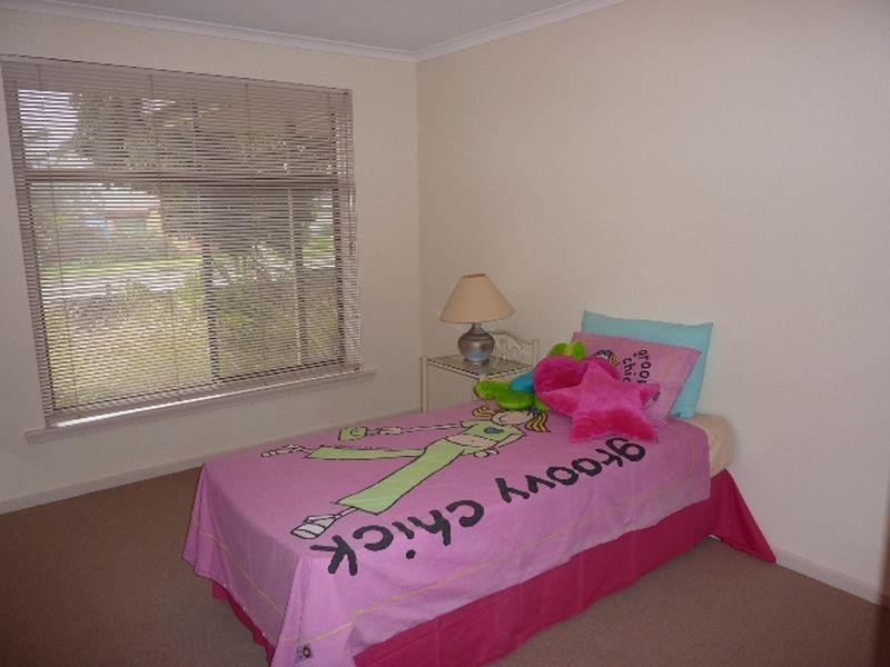 33 Kenneth Road, Morphett Vale SA 5162