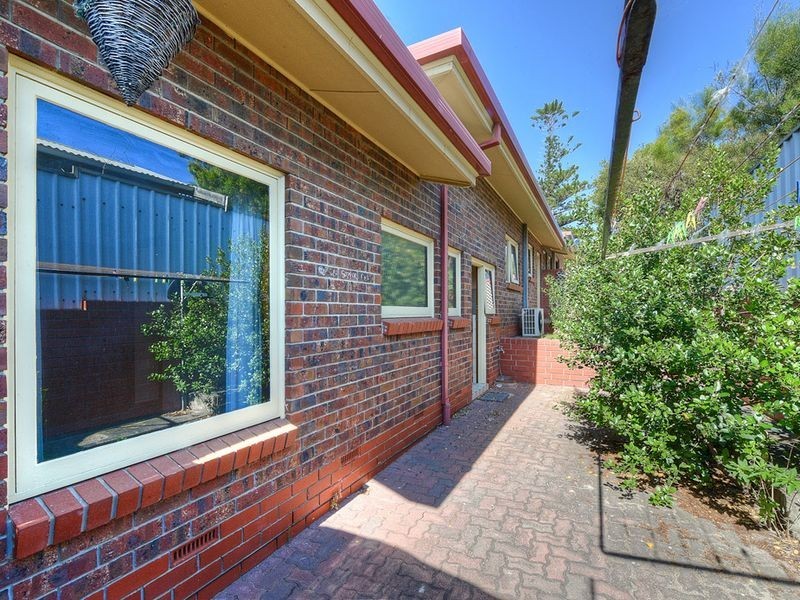 2/630 Seaview Road, Grange SA 5022