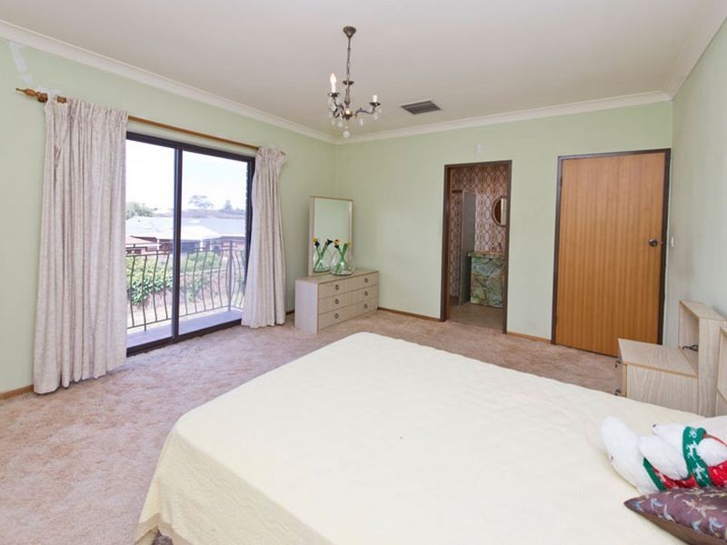 99 Valetta Rd, Kidman Park SA 5025