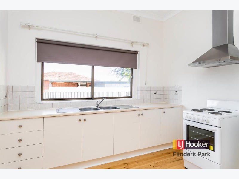 4 Kingborn Avenue, Seaton SA 5023