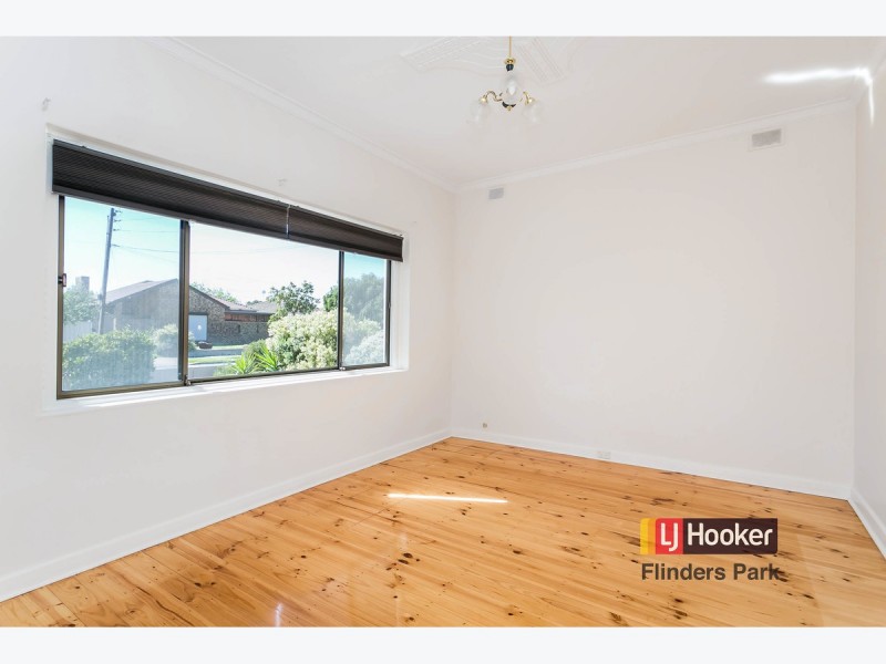 4 Kingborn Avenue, Seaton SA 5023