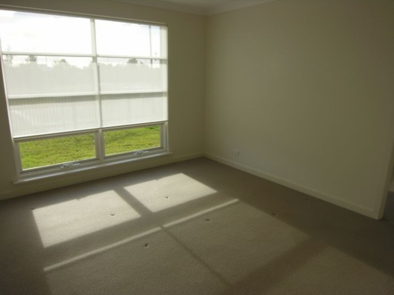 25 Stony Way, Mawson Lakes SA 5095