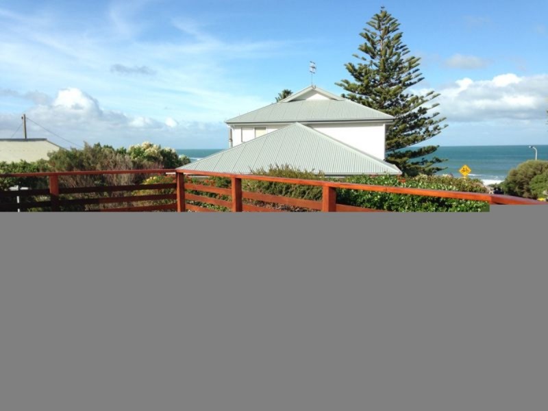 2 Surf Street, Middleton SA 5213