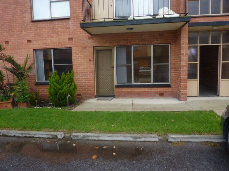 18/2 Harrow Road, Somerton Park SA 5044