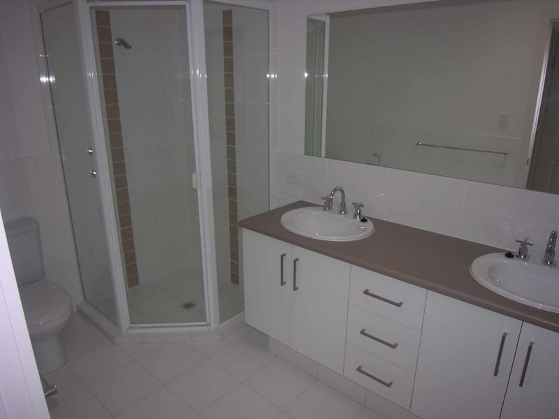 5 Shackleton Place, Flinders Park SA 5025