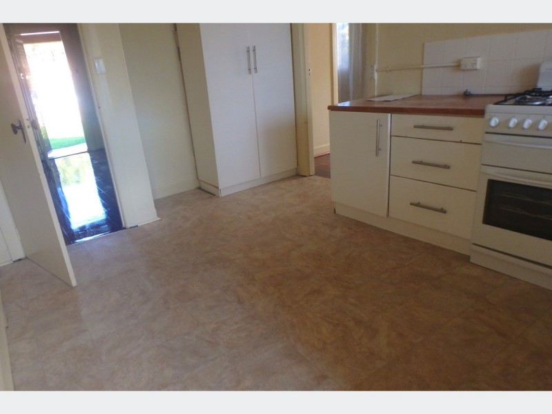 19 Frobisher, Flinders Park SA 5025