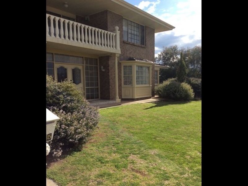 15 Powell Court, West Lakes SA 5021