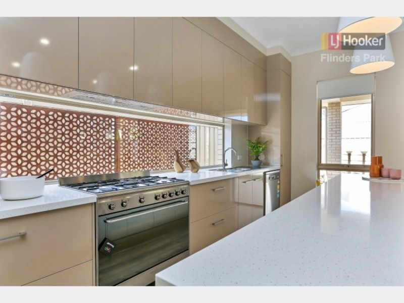 20B Ayton Avenue, Fulham SA 5024