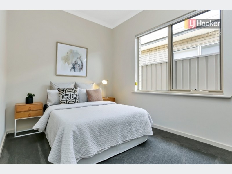 20B Ayton Avenue, Fulham SA 5024