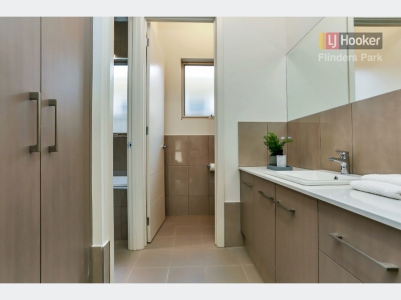 20B Ayton Avenue, Fulham SA 5024