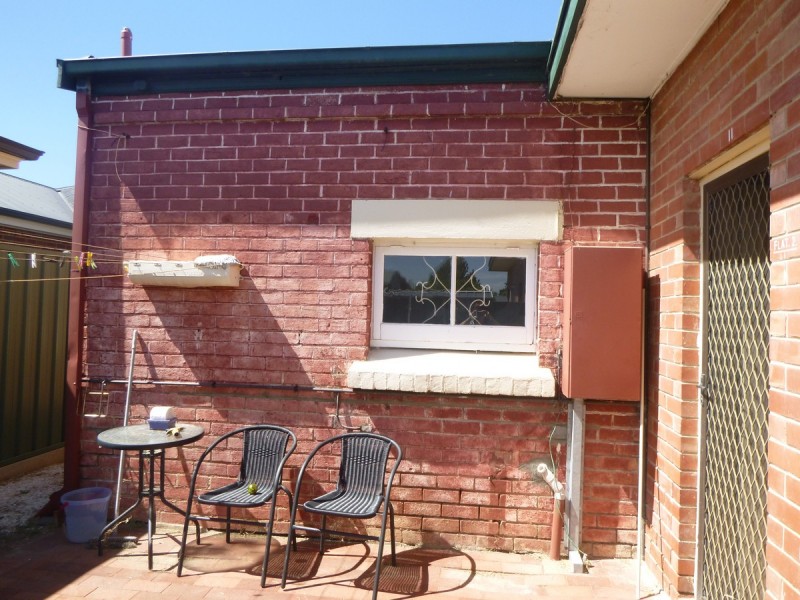 1 Fischer Street, Welland SA 5007