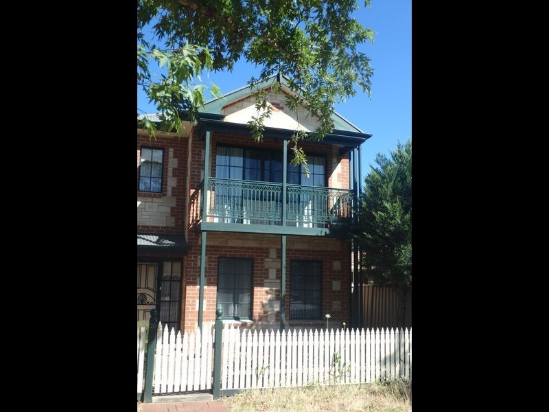 20 Burley Griffin Boulevard, Brompton SA 5007