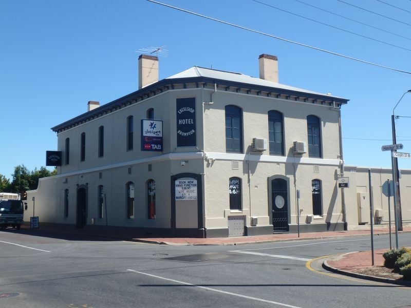 20 Burley Griffin Boulevard, Brompton SA 5007