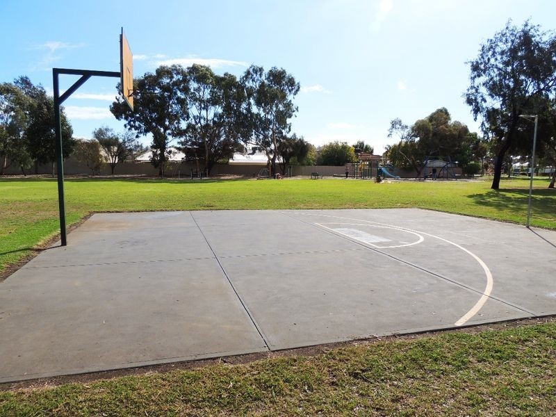 20 Burley Griffin Boulevard, Brompton SA 5007