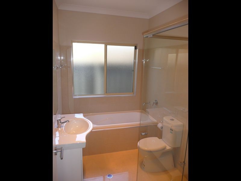 8 Machin St, Woodville South SA 5011