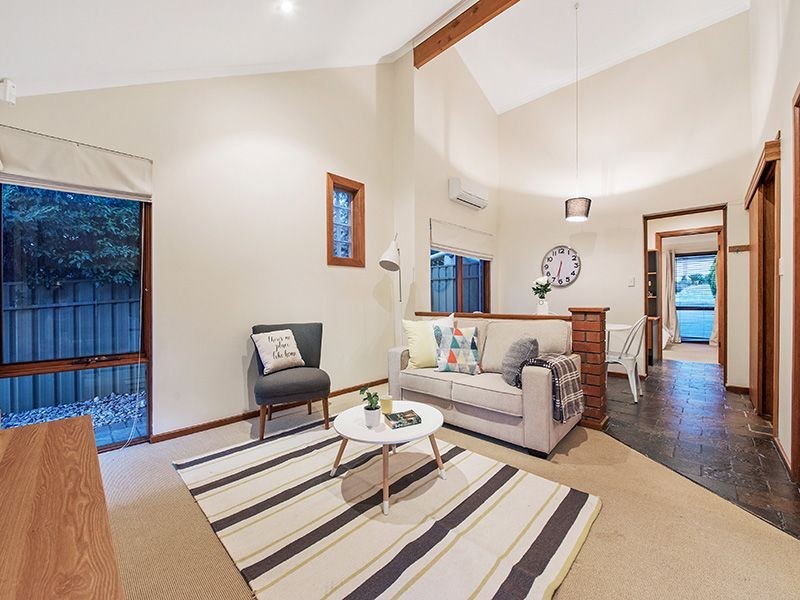 2 Mary Street, Happy Valley SA 5159