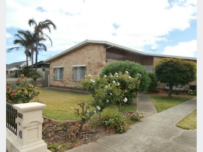 25 Fairway Avenue, Glenelg North SA 5045