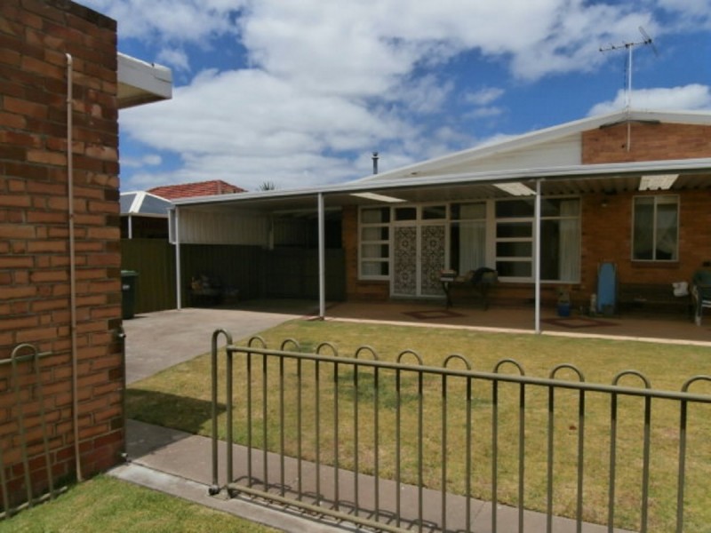 25 Fairway Avenue, Glenelg North SA 5045