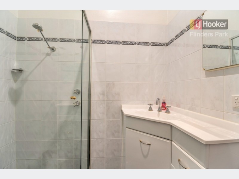 24 Seaview Road, Tennyson SA 5022