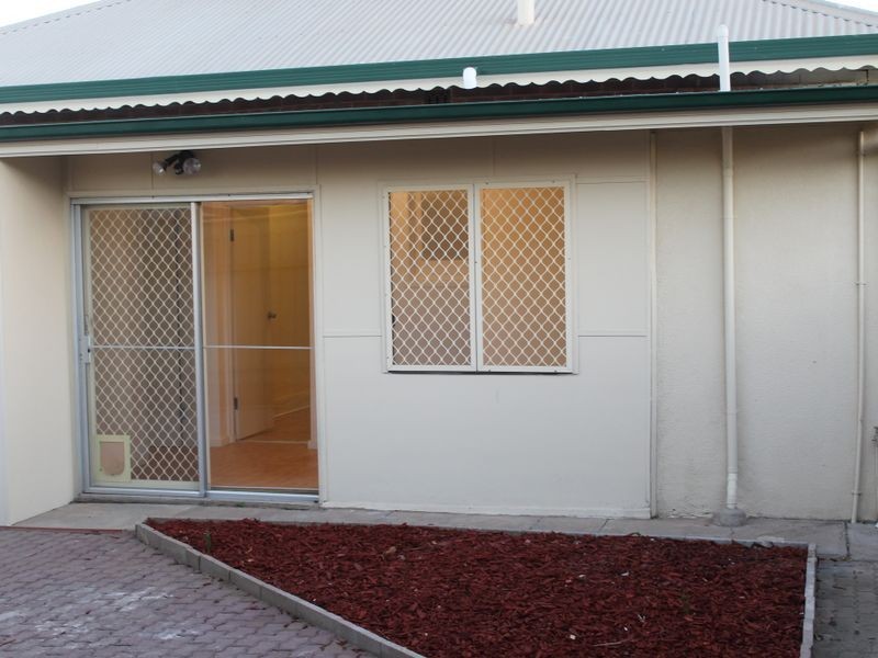 61 Rosewater Tce, Ottoway SA 5013