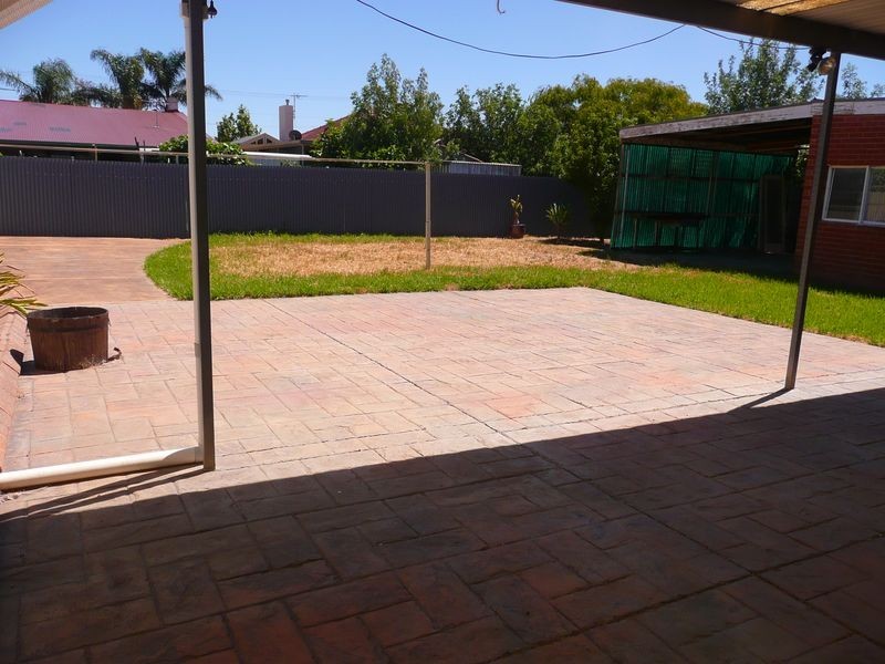 1A FORTISGREEN AVENUE, Pennington SA 5013