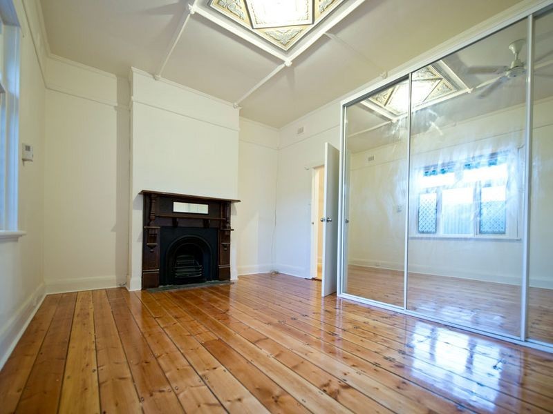 61 Rosewater Tce, Ottoway SA 5013