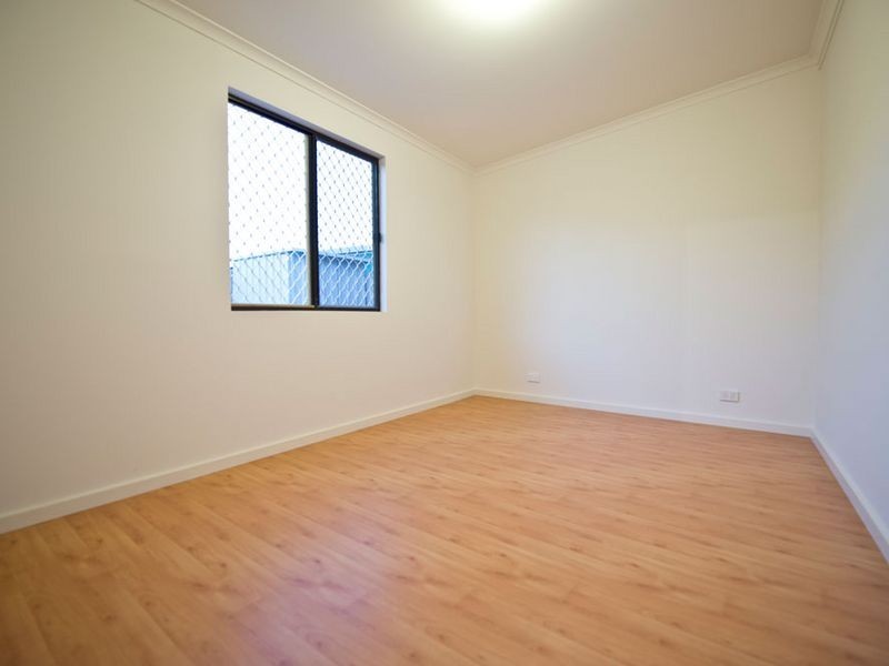 61 Rosewater Tce, Ottoway SA 5013