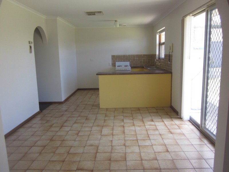 21 Rogana Crescent, Hallett Cove SA 5158