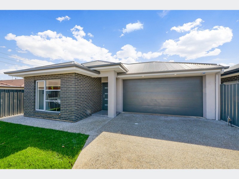 5 Arthur Street, Findon SA 5023