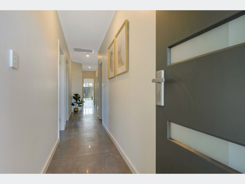 5 Arthur Street, Findon SA 5023