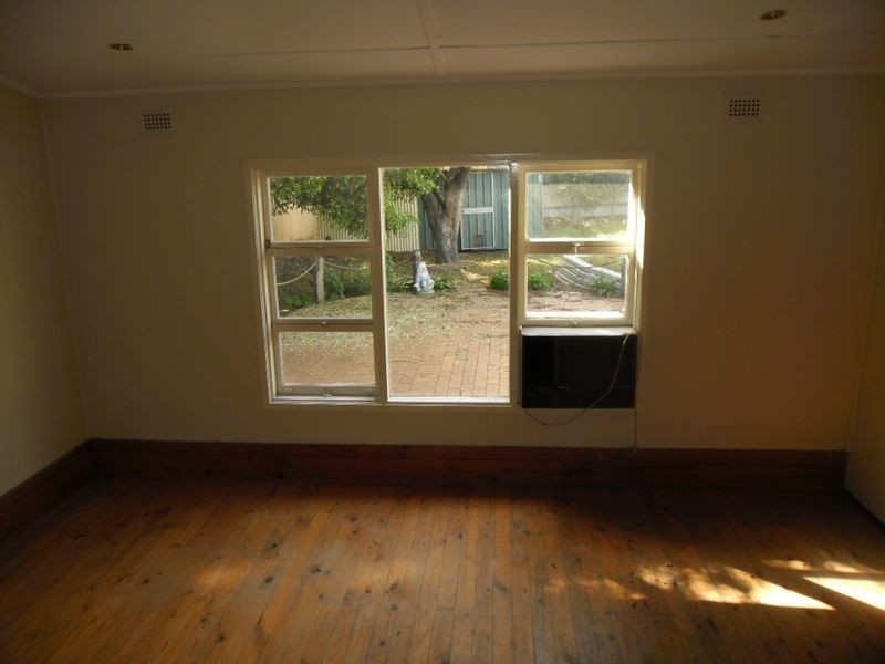 25 Neath Avenue, Dover Gardens SA 5048